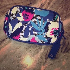 Estée Lauder Santorini Makeup Bag